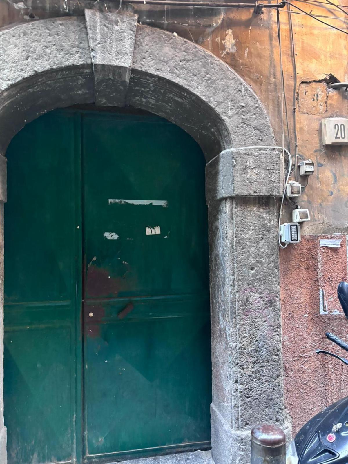 Ai 13 Gradoni Di Chiaia Bed & Breakfast Napoli Ngoại thất bức ảnh