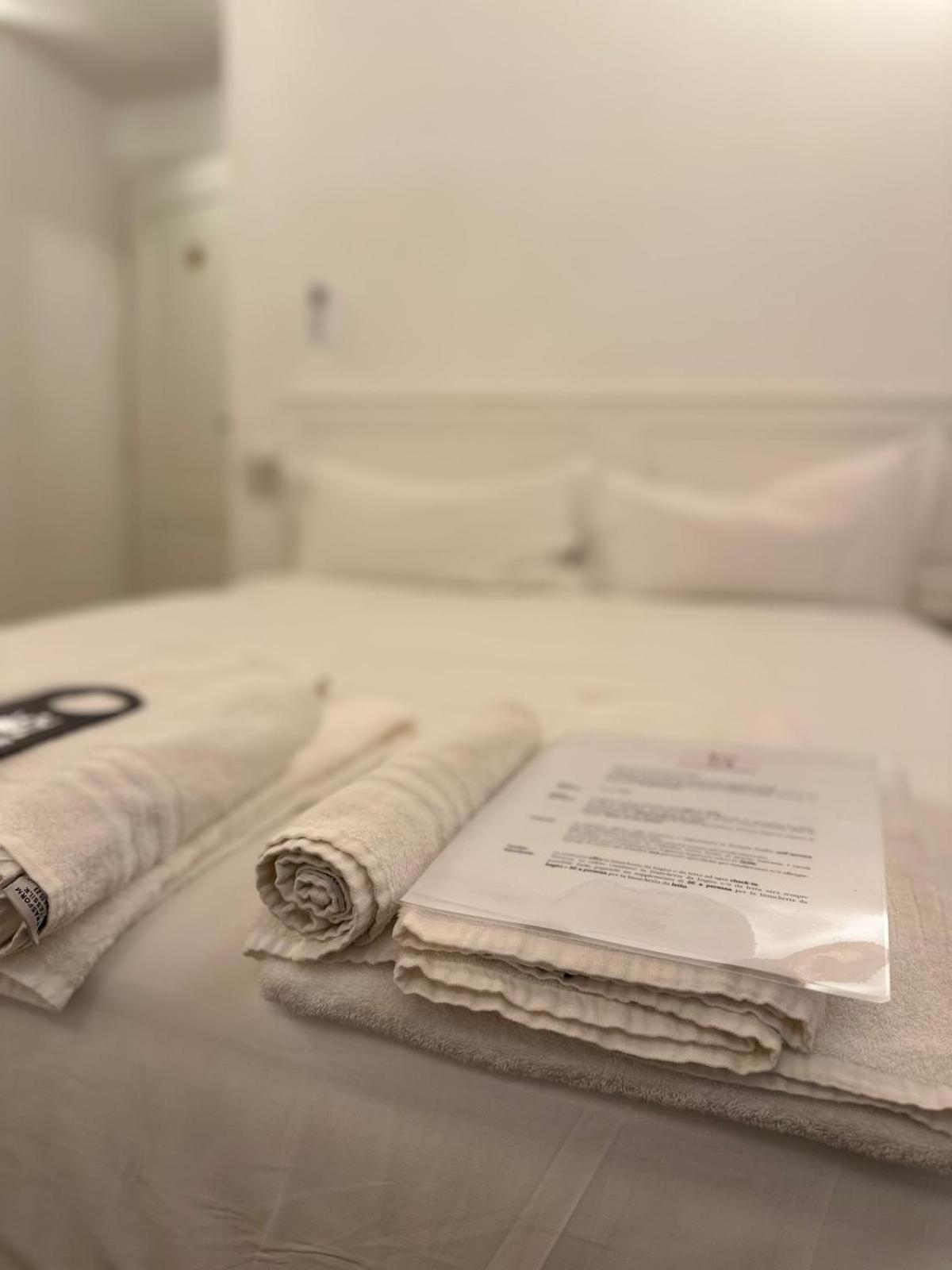Ai 13 Gradoni Di Chiaia Bed & Breakfast Napoli Ngoại thất bức ảnh